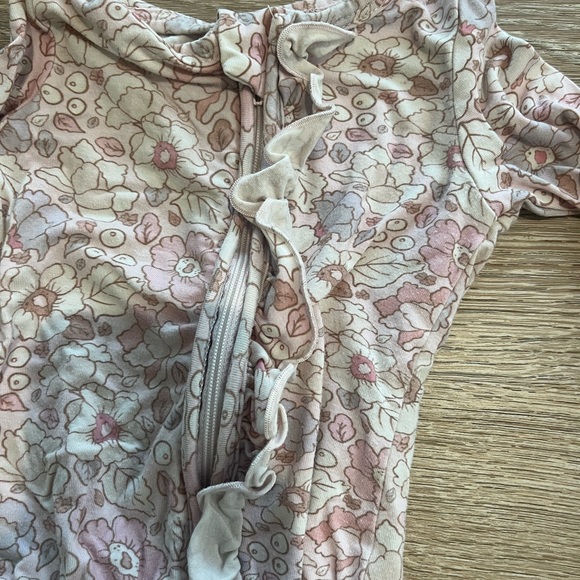 Caden Lane Girl 0-3 bundle - Picture 13 of 14